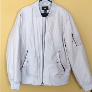 Bomber jacket